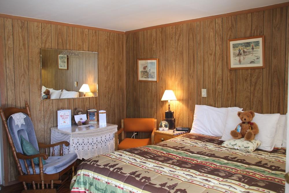 Black Bear Inn photo 75