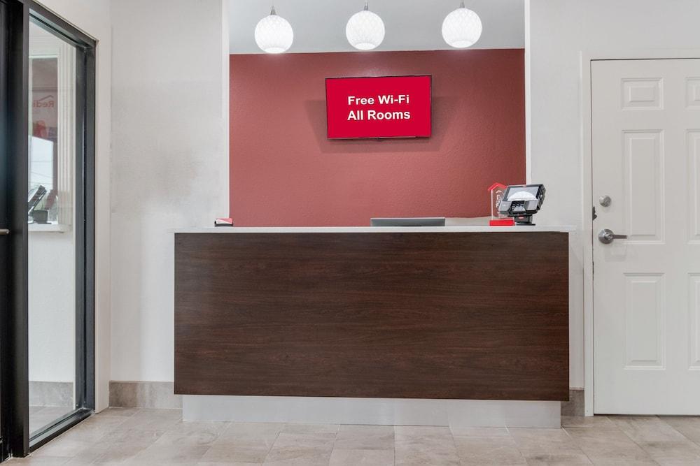 Red Roof Inn Houston – Spring North photo 27