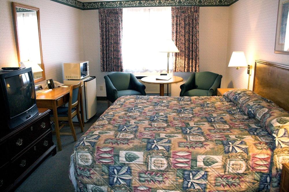 Holiday Motel photo 5