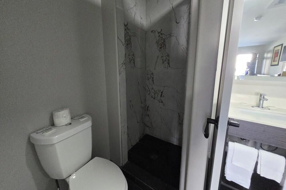 Deerfield Inn McComb I-55 photo 20