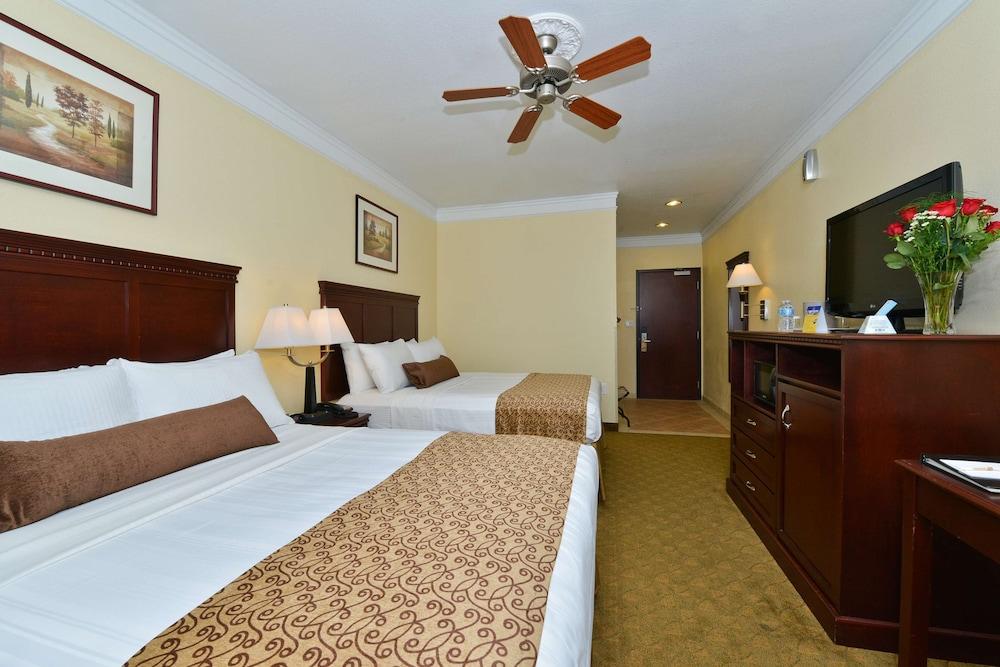 Best Western Lone Star Inn photo 11