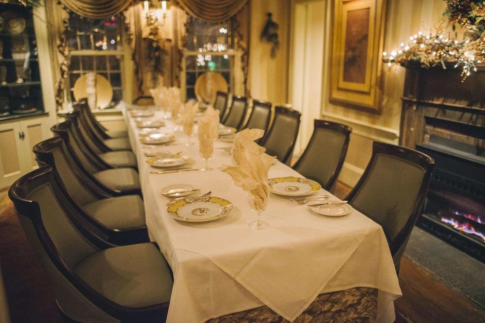 The Grand at Bedford Village Inn photo 99