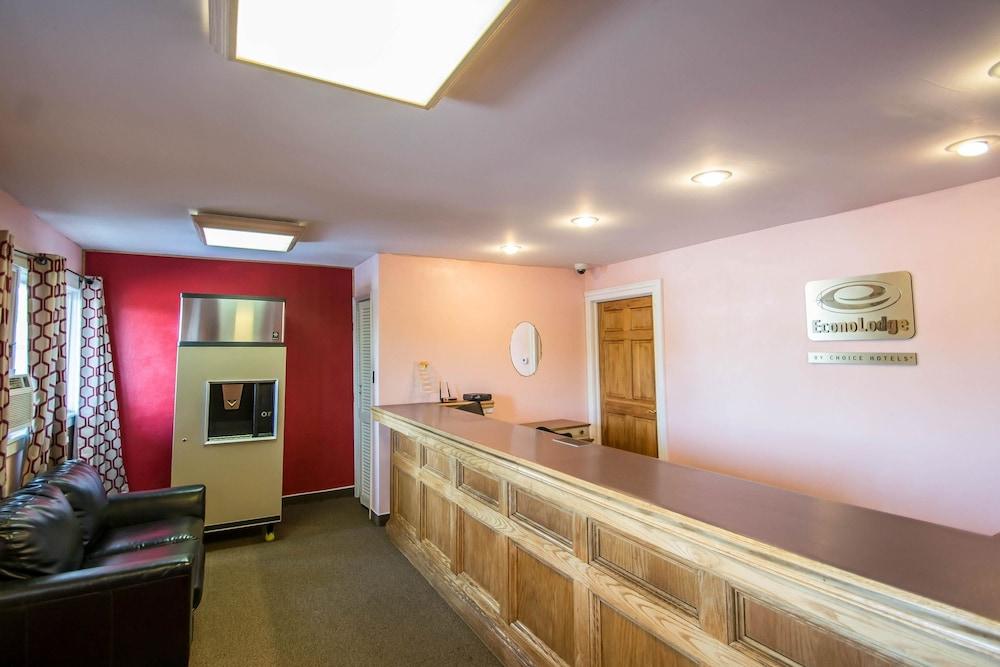 Econo Lodge Hornell photo 20