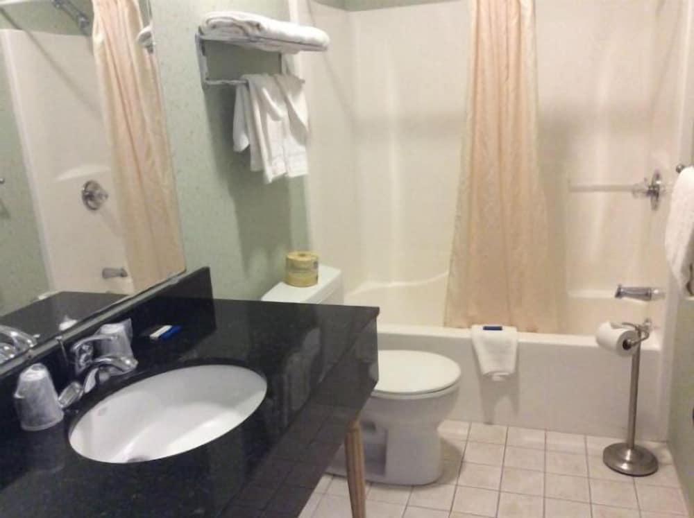 Lyn Aire Motel photo 5