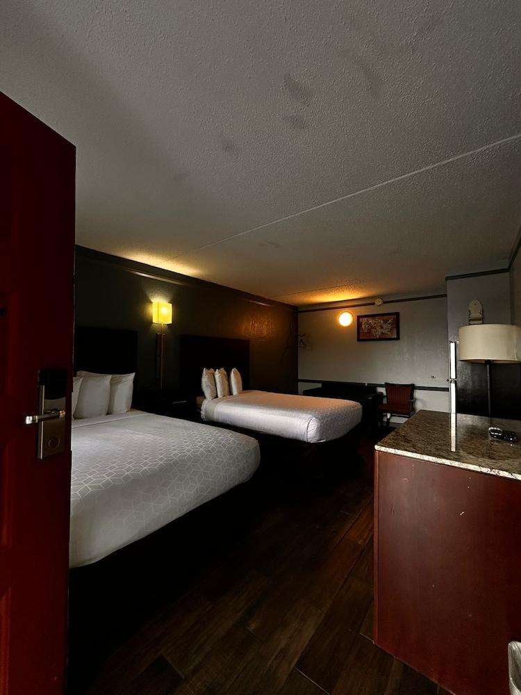 Capital O Kings Inn photo 18