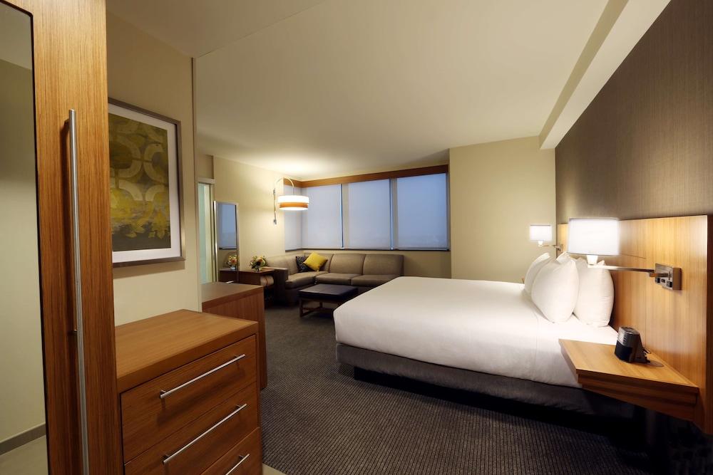 Hyatt Place Flushing/LaGuardia Airport photo 7
