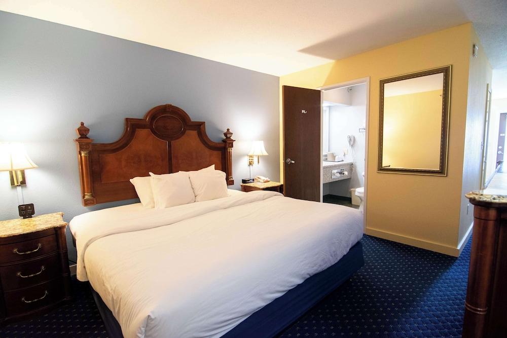 Fireside Inn & Suites - Belfast photo 40