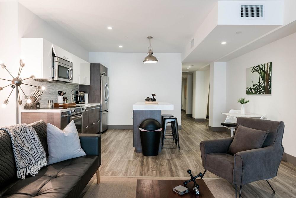 Abode Los Angeles - Downtown South Park photo 37
