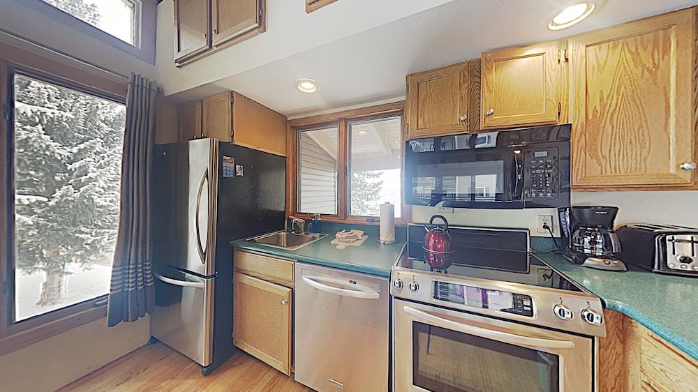 The Timberline Condominiums photo 84