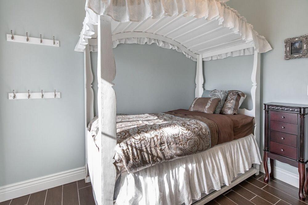 Aspenwood Manor photo 98