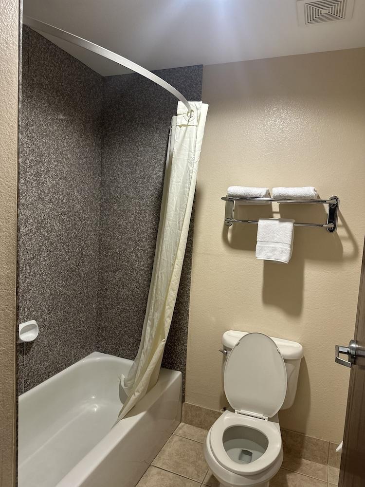 Belleza Inn & Suites Humble - FM 1960 photo 21