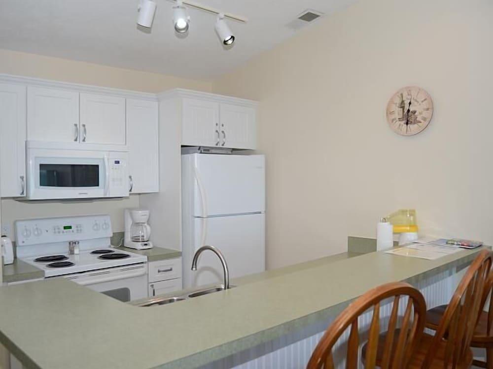 Beach Condominium Hotel photo 44