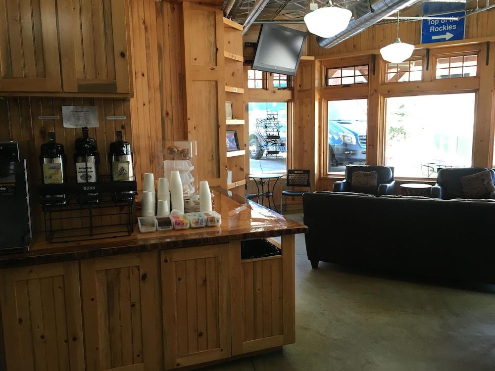 The Green Bridge Inn photo 14