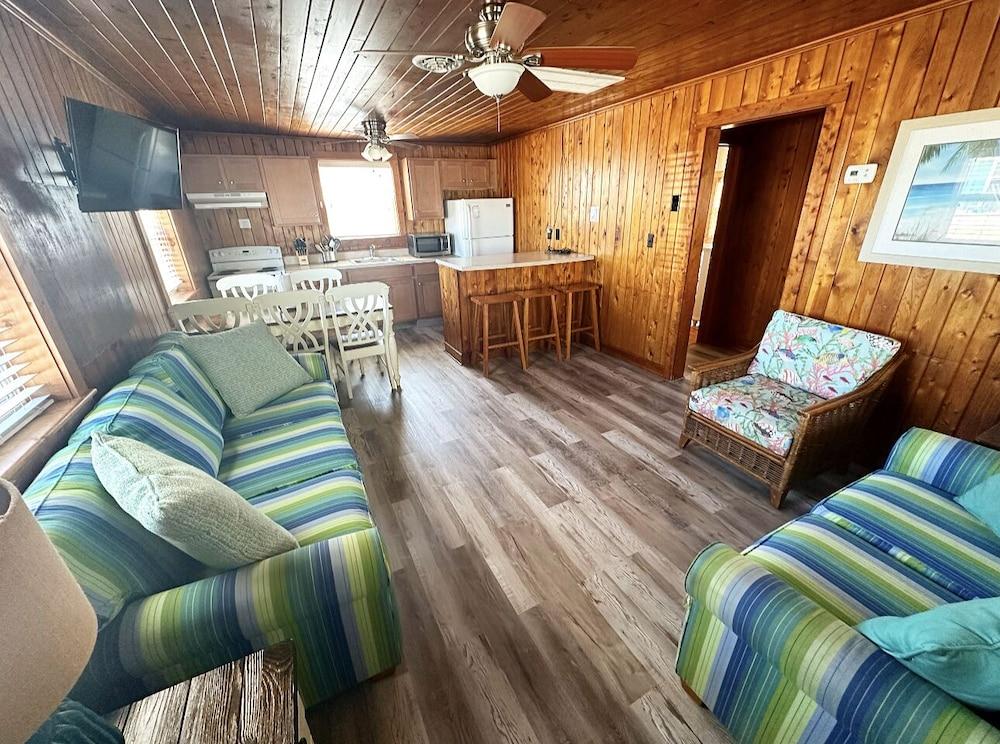SandSpur Ocean Cottages photo 75