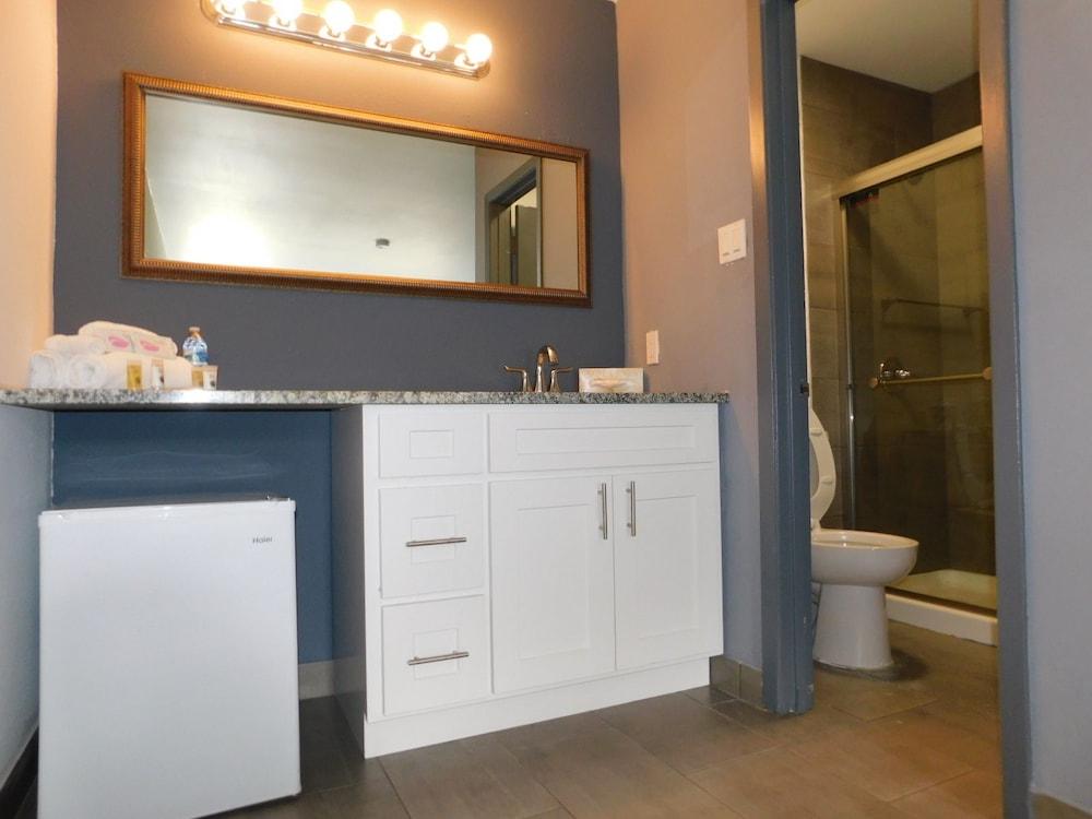 Ramada by Wyndham New Orleans photo 13
