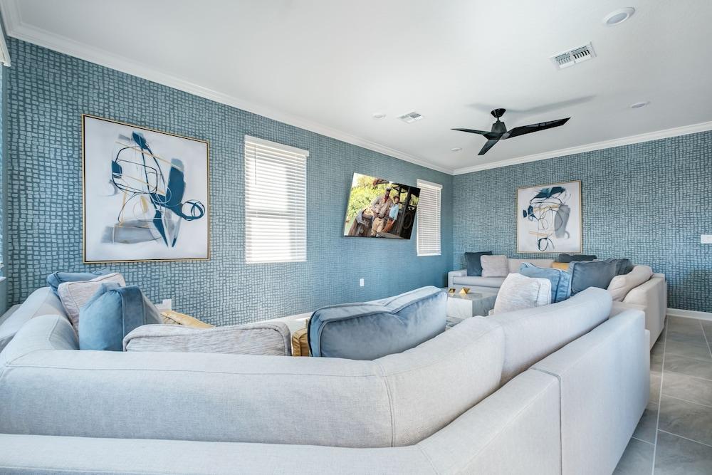 Harbor Island Beach Club by Villatel photo 26