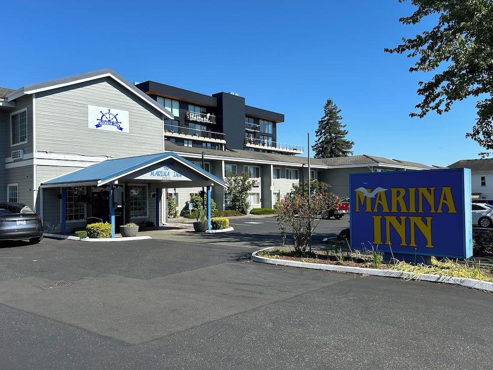 Marina Inn photo 16
