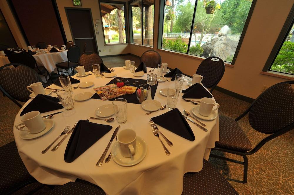 Shilo Inn Suites Hotel - Bend photo 29