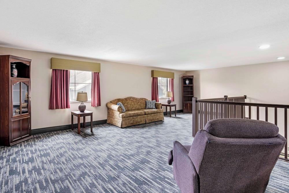 Country Inn & Suites by Radisson, Pickerington, OH photo 7