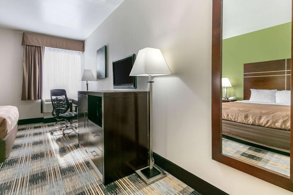 Quality Inn Cape Girardeau North photo 17