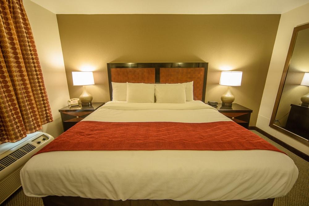Richland Inn Lawrenceburg photo 7