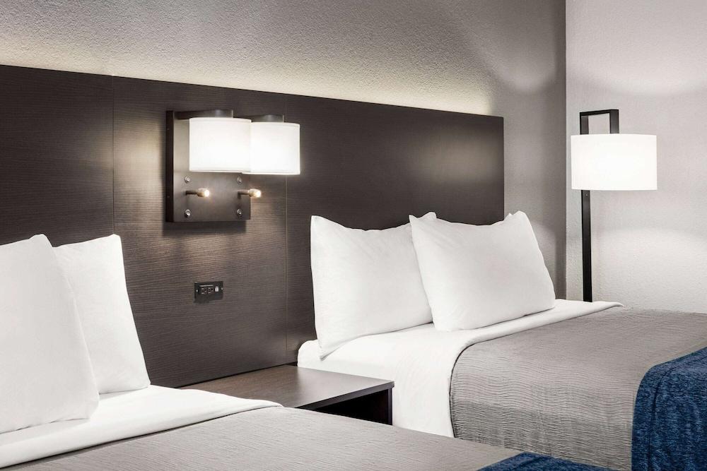 Days Inn by Wyndham Chillicothe photo 20