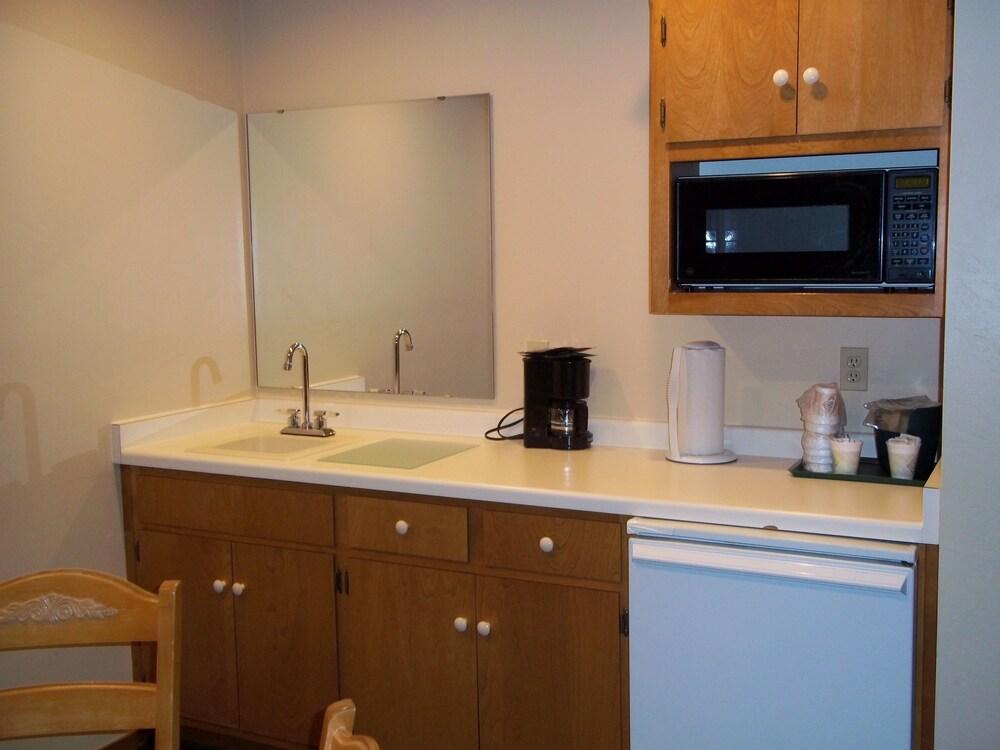 Homestead Suites photo 85