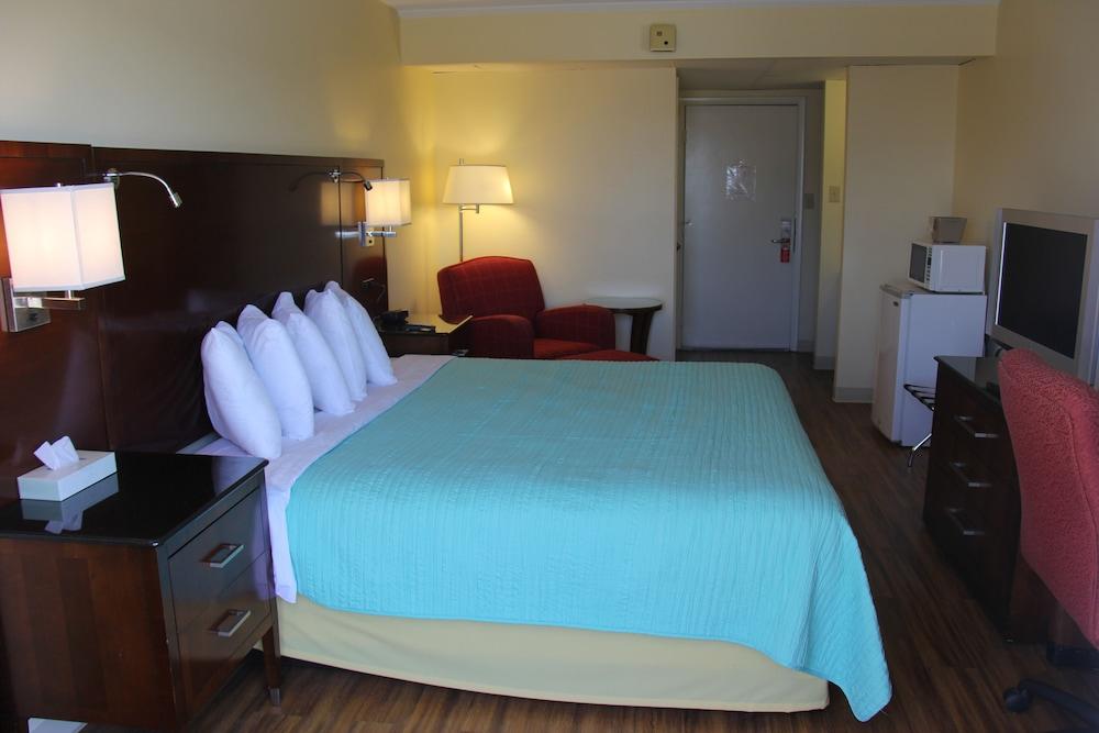 Seaside Inn photo 36