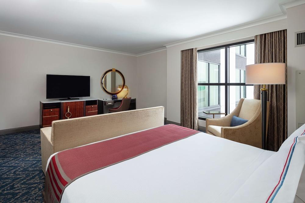 Higgins Hotel, Official Hotel of The National WWII Museum, Curio Collection by Hilton photo 33