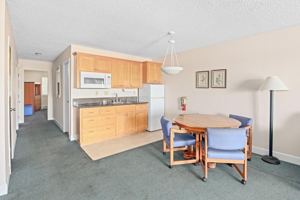 Rockaway Beach Resort photo 17