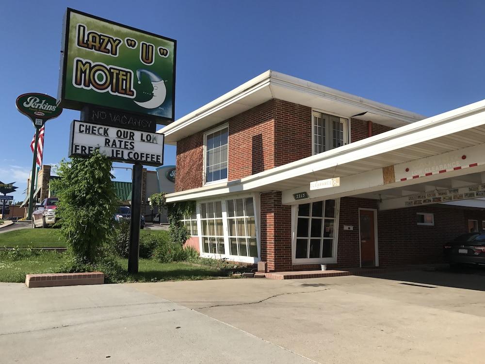 Lazy U Motel photo 1