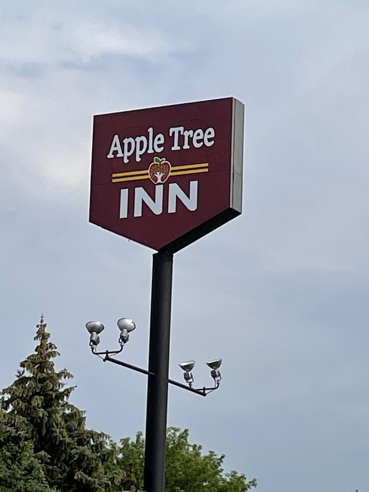 Rodeway Inn & Suites Saginaw I-675 photo 21
