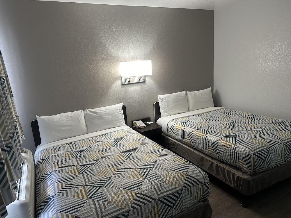 Motel 6 Grants, NM photo 23