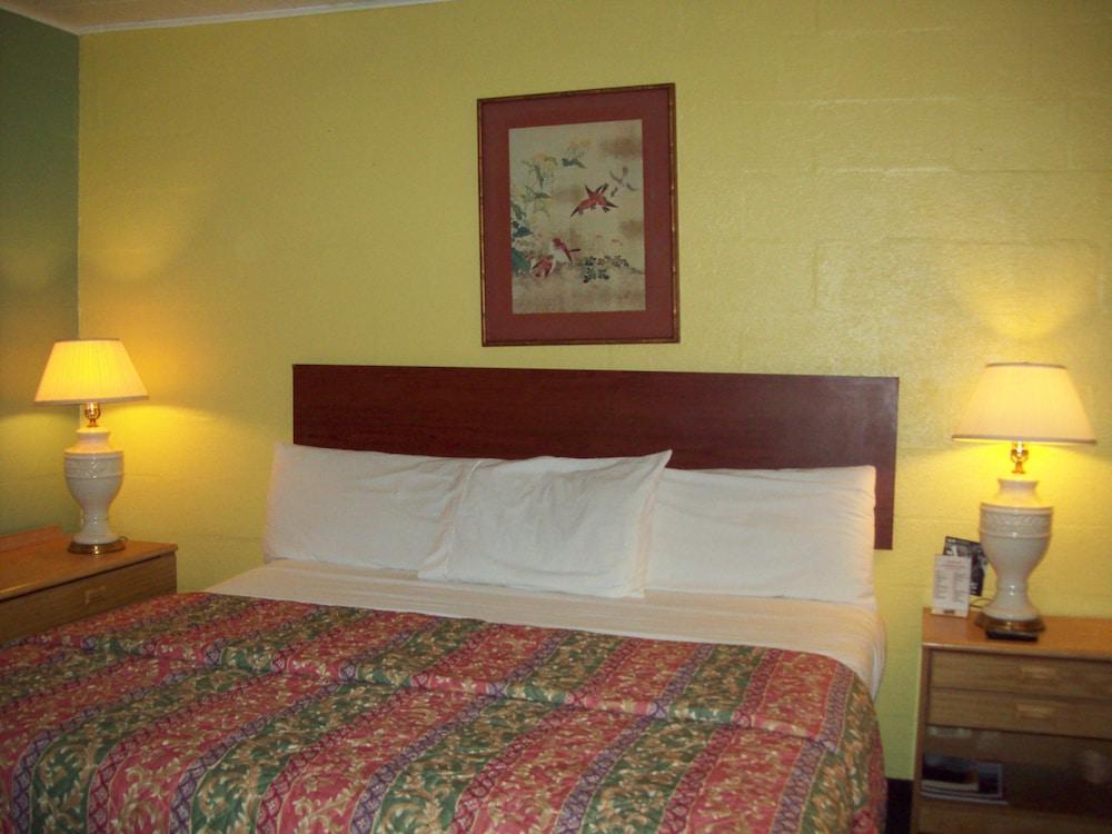 Budget Inn Sanderson photo 12