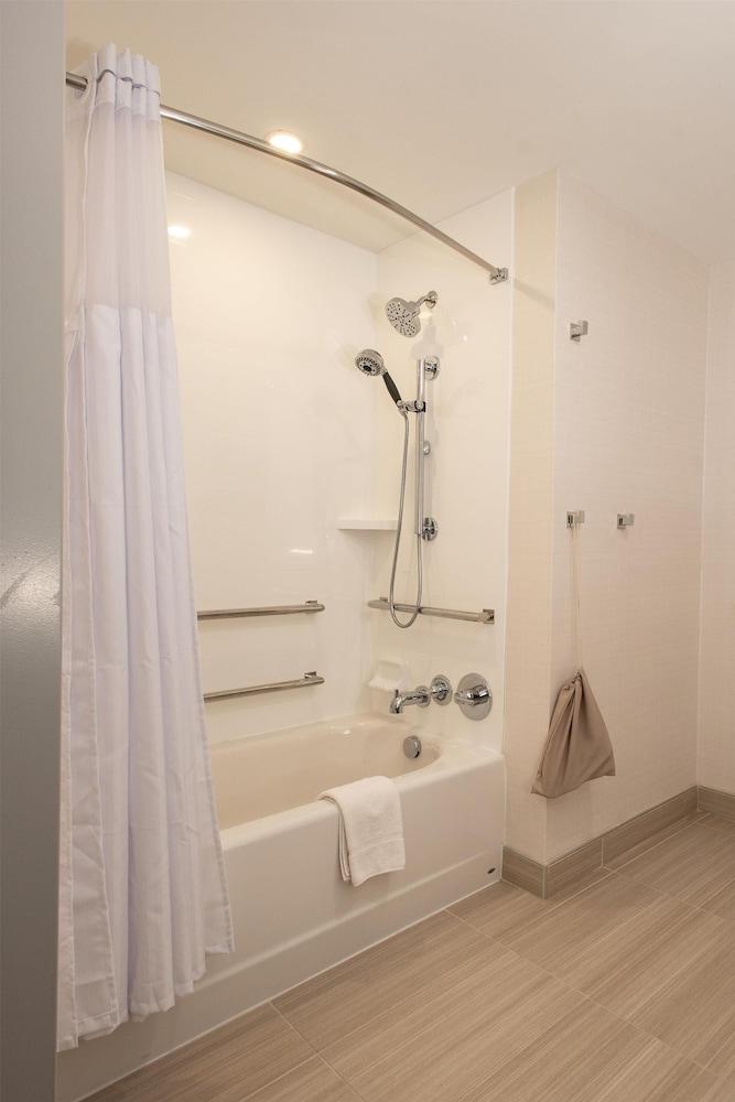 Hilton Garden Inn Dayton Downtown photo 14