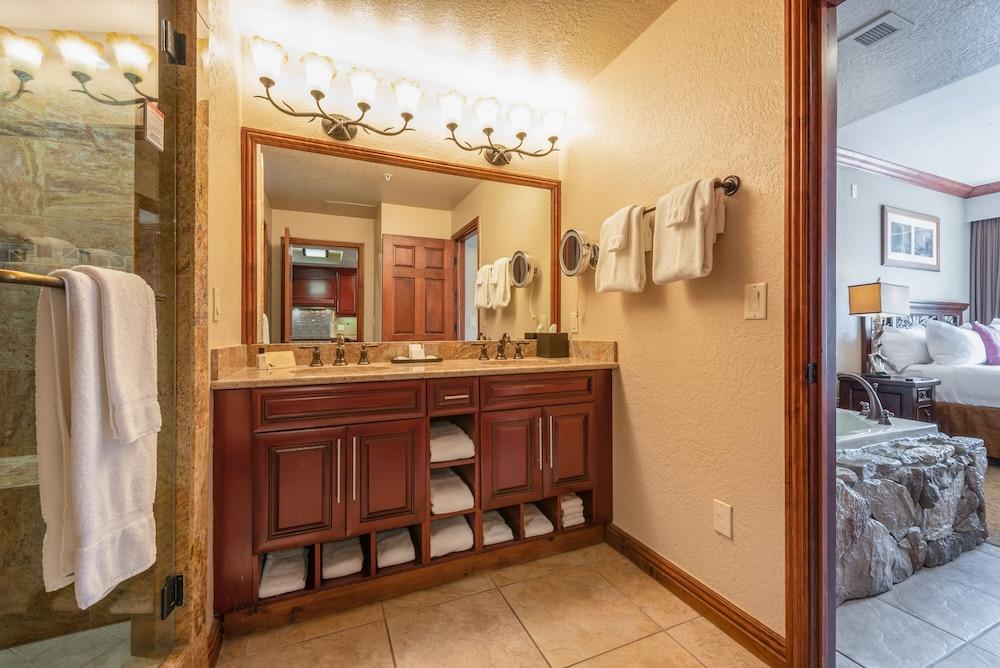 Westgate by Canyons Village Rentals photo 99
