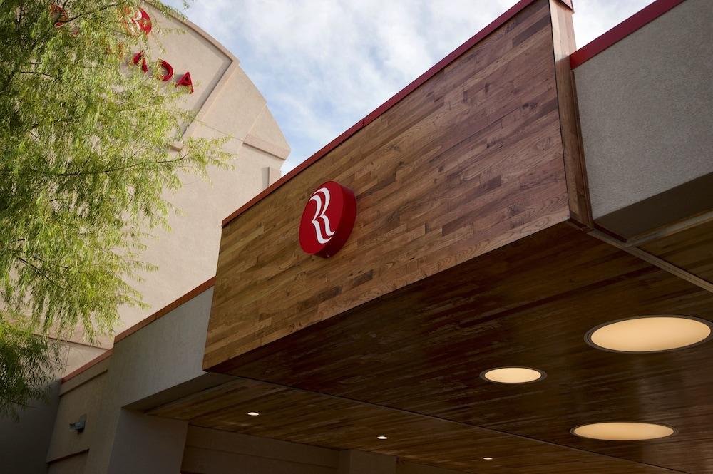 Ramada by Wyndham Austin South photo 38