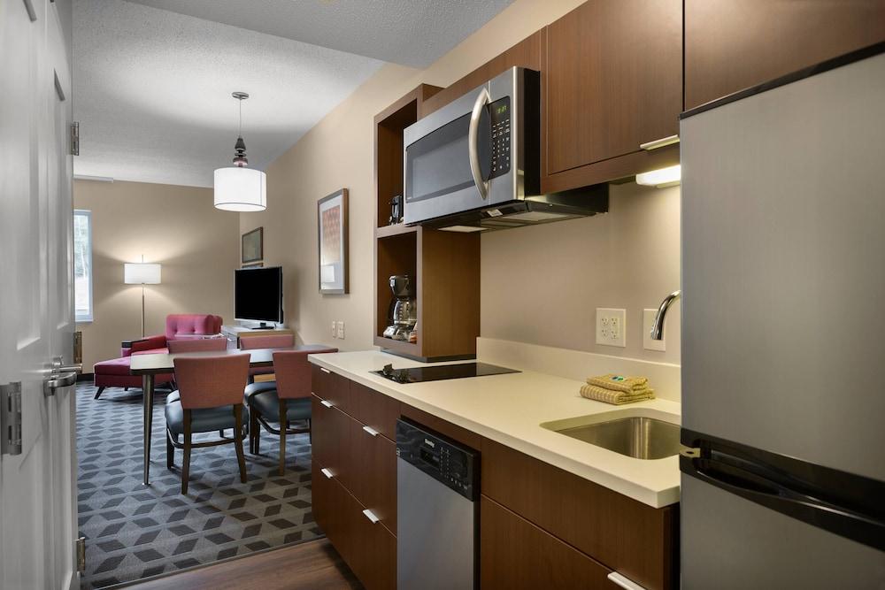 TownePlace Suites by Marriott Boone photo 14