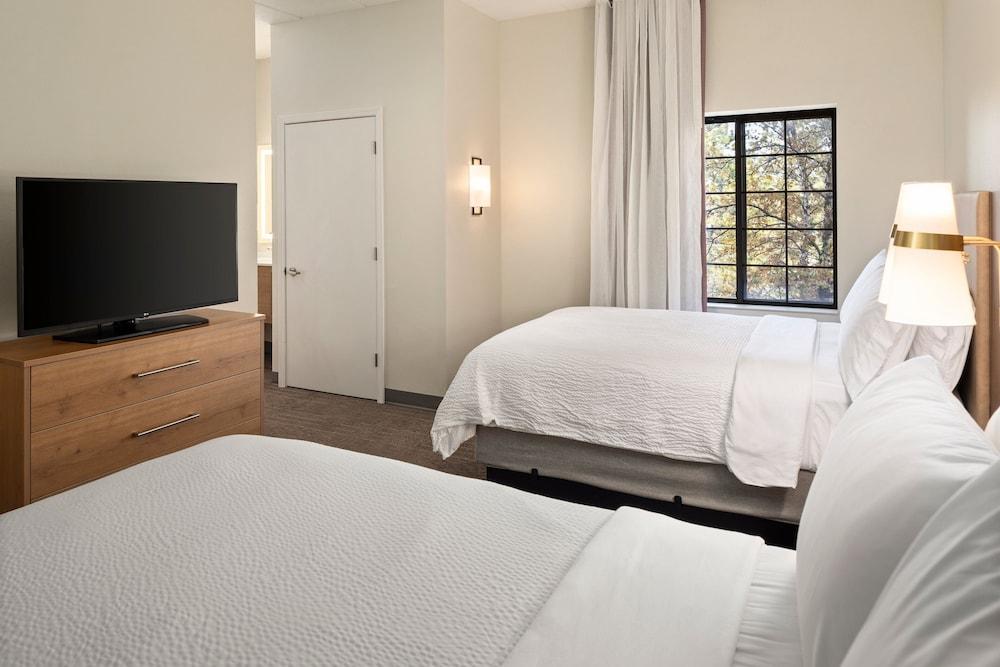 Staybridge Suites MPLS-Maple Grove/Arbor Lakes by IHG photo 17