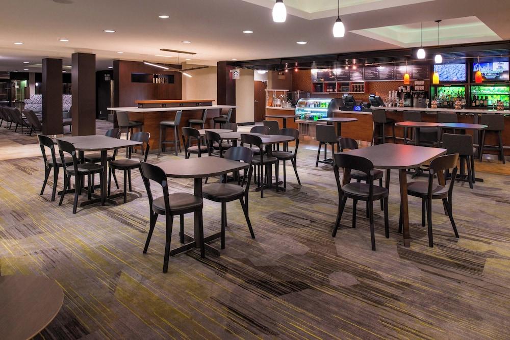 Courtyard Marriott Victorville photo 48