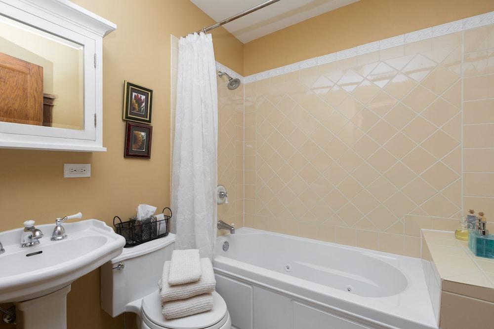 Chicago Guest House Wrigleyville photo 17