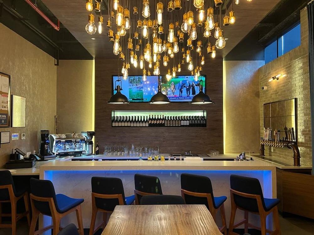42 Hotel photo 13