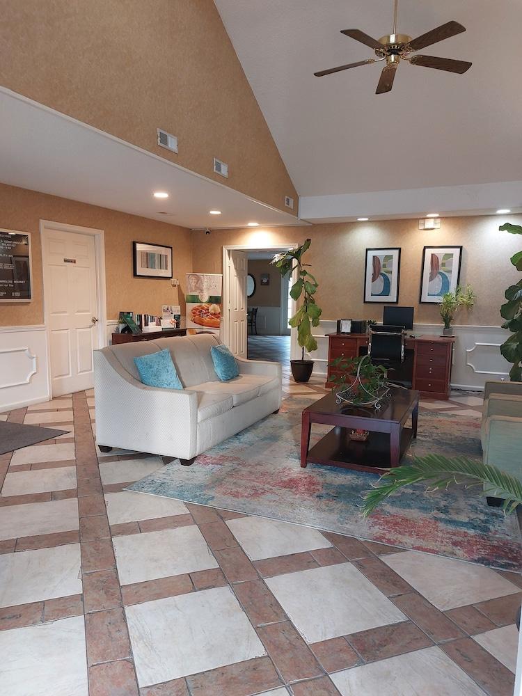 Quality Inn Carrollton Medical Center photo 2