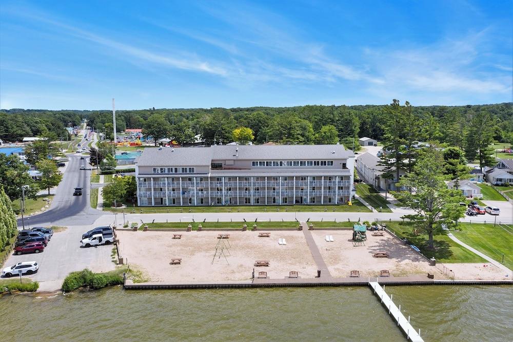 Dunes Waterfront Resort photo 62