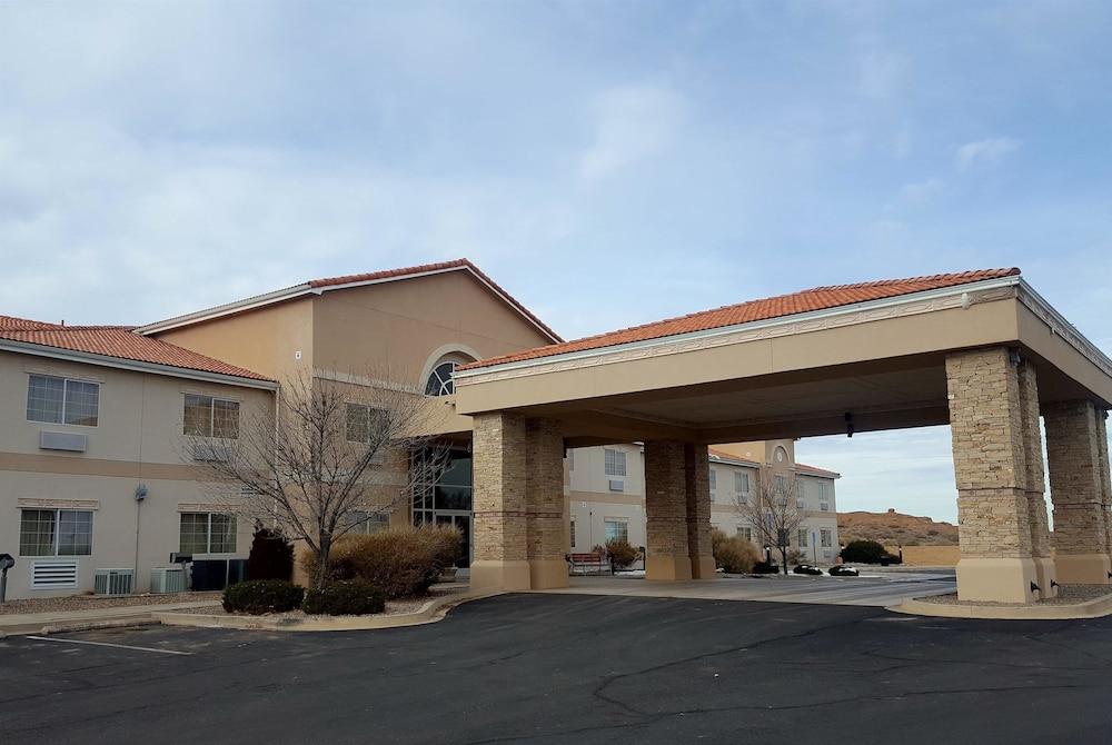 Baymont by Wyndham Belen NM photo 16