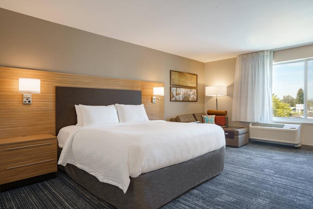 TownePlace Suites by Marriott Logan photo 9