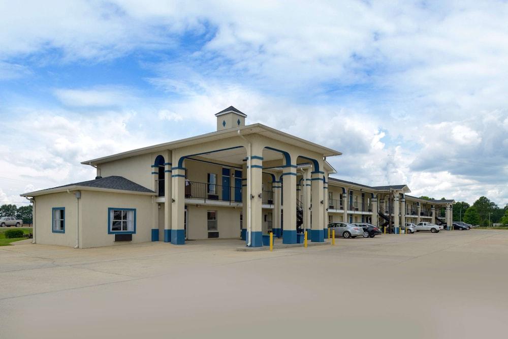Americas Best Value Inn Monroeville photo 20