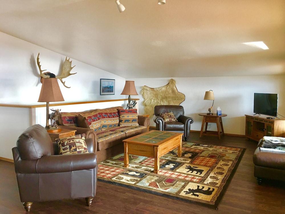 Driftwood Inn and Seaside Lodges photo 100