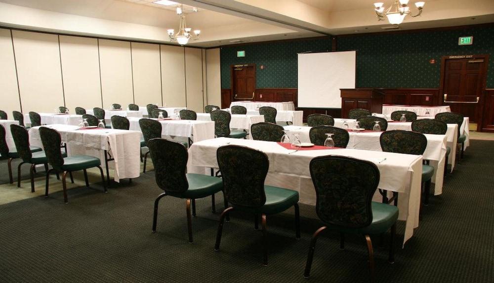 Holiday Inn Selma - Swancourt by IHG photo 46