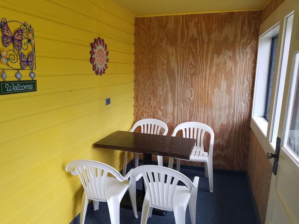 Sunnyside Motel & Cottages photo 18